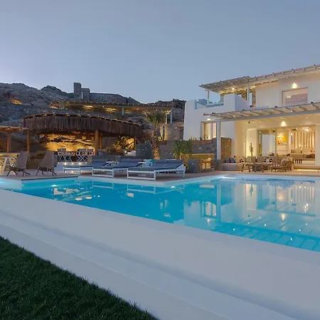 Great Location ,amazing - Mykonos ,greece! Villa